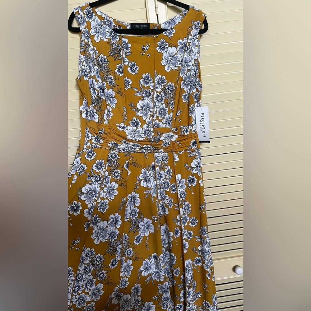 Large mustard flower dress. Brand new.